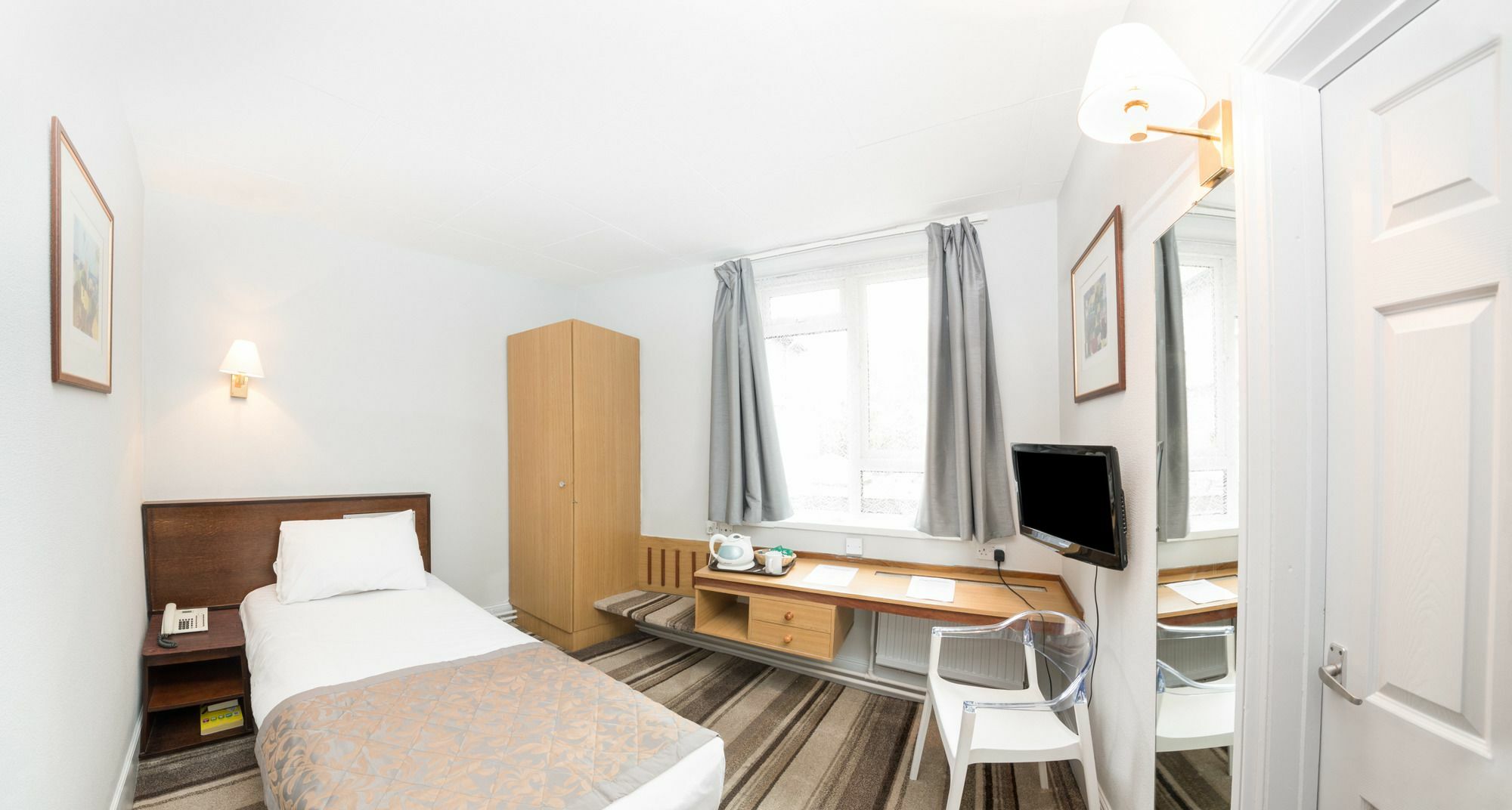 Norwich Hotel エクステリア 写真